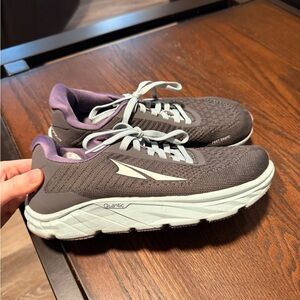 Altra Women's Running Shoes